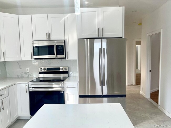 Building Photo - 26 Meadowbrook Pl