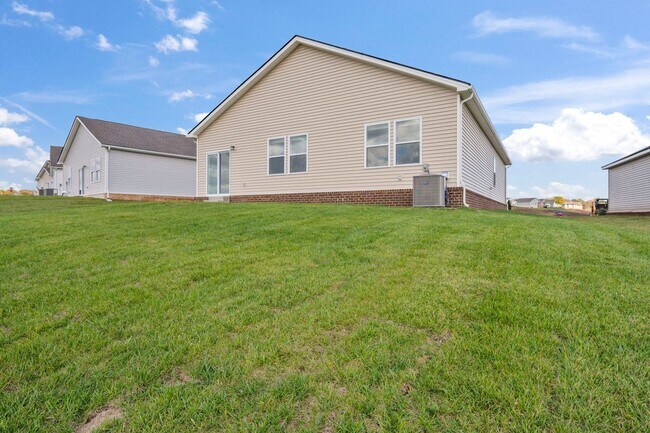 Building Photo - Brand-New Home in Ross Farms!  Be the Firs...