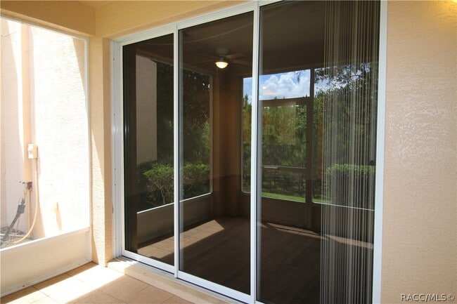 Building Photo - 1600 W Spring Meadow Loop