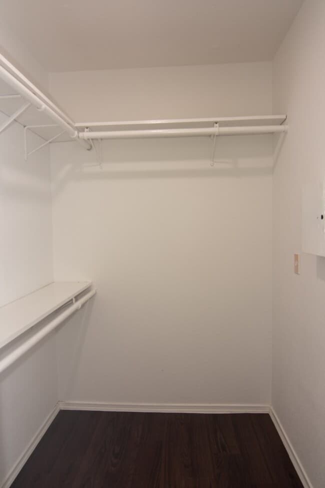 Building Photo - 12500 Sandpiper Dr