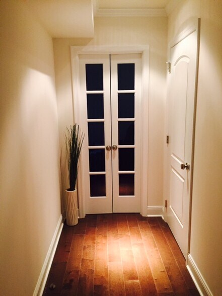 Building Photo - 1703 Pine Street