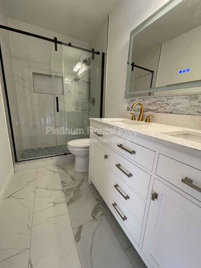 Building Photo - 2126 Malden Hill Dr