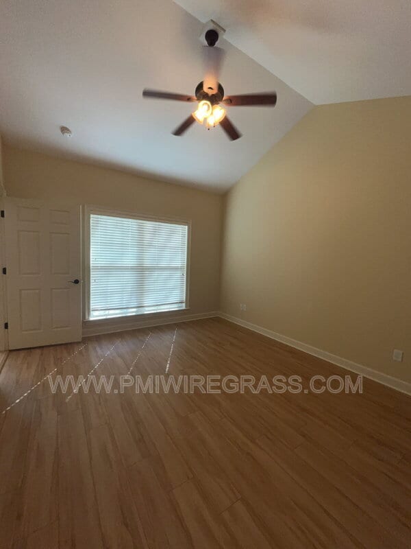 Building Photo - 306 Hidden Creek Cir