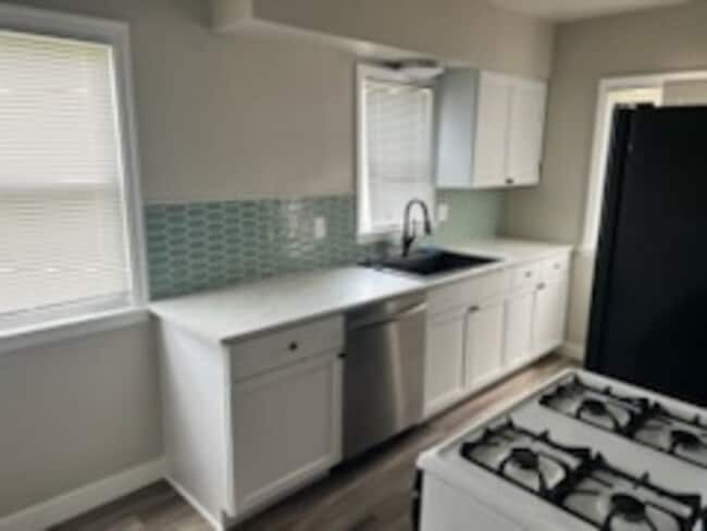 Building Photo - 1909 Williams Blvd SW