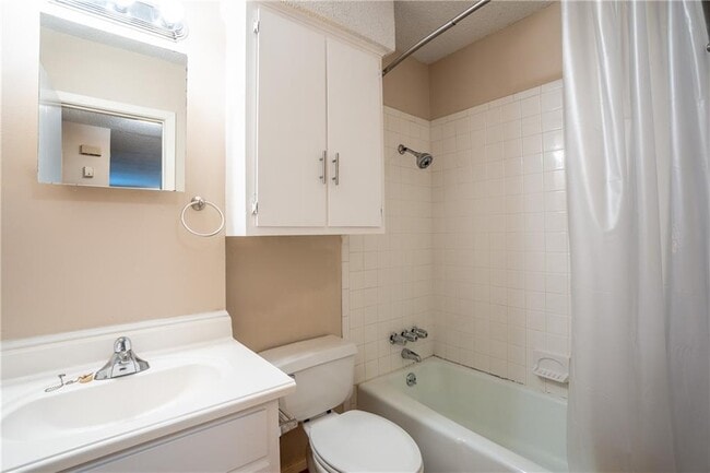Building Photo - 9104 Quail Creek Dr
