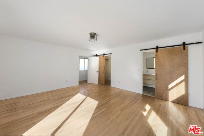 Building Photo - 5712 Buchanan St