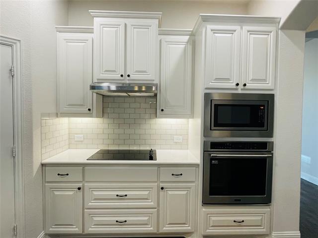 Building Photo - 2123 Victoria Ln