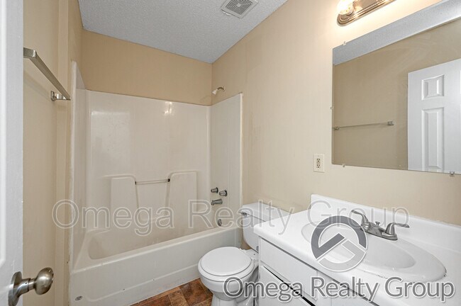 Building Photo - 3600 24th St