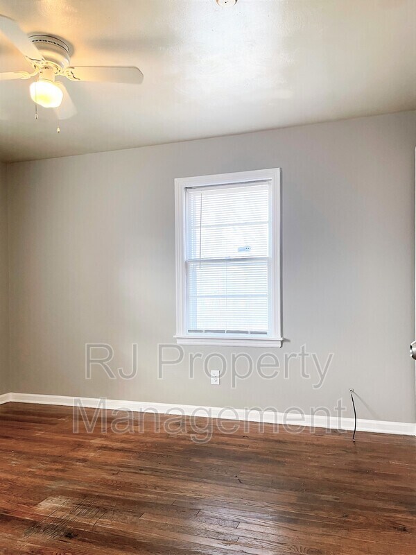 Building Photo - 3562 Bigelow St