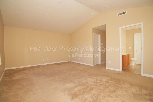 Building Photo - 12419 Deerview Dr