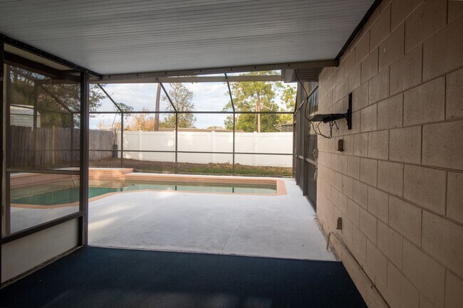 Building Photo - Move-In Ready 3-Bedroom, 2-Bathroom Rental...