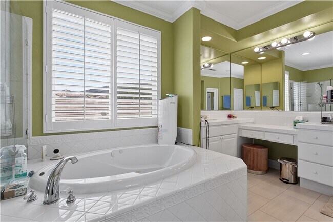 Building Photo - 4459 Putting Green Dr