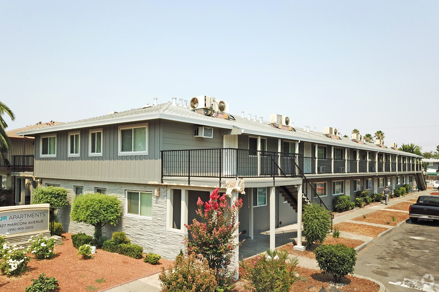 Primary Photo - Sur Apartments