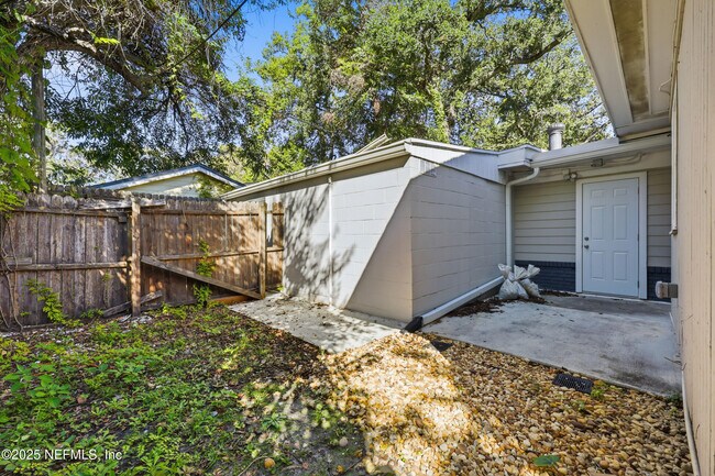 Building Photo - 2755 Green St