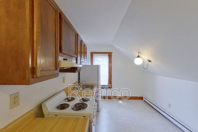 Building Photo - 329 Chittenden Ave