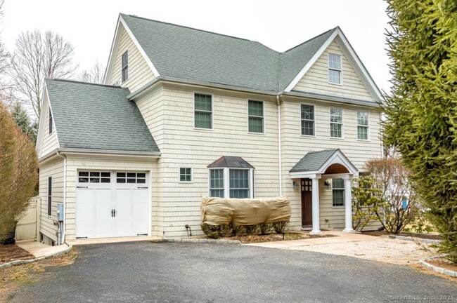 Primary Photo - 211 High Ridge Ave