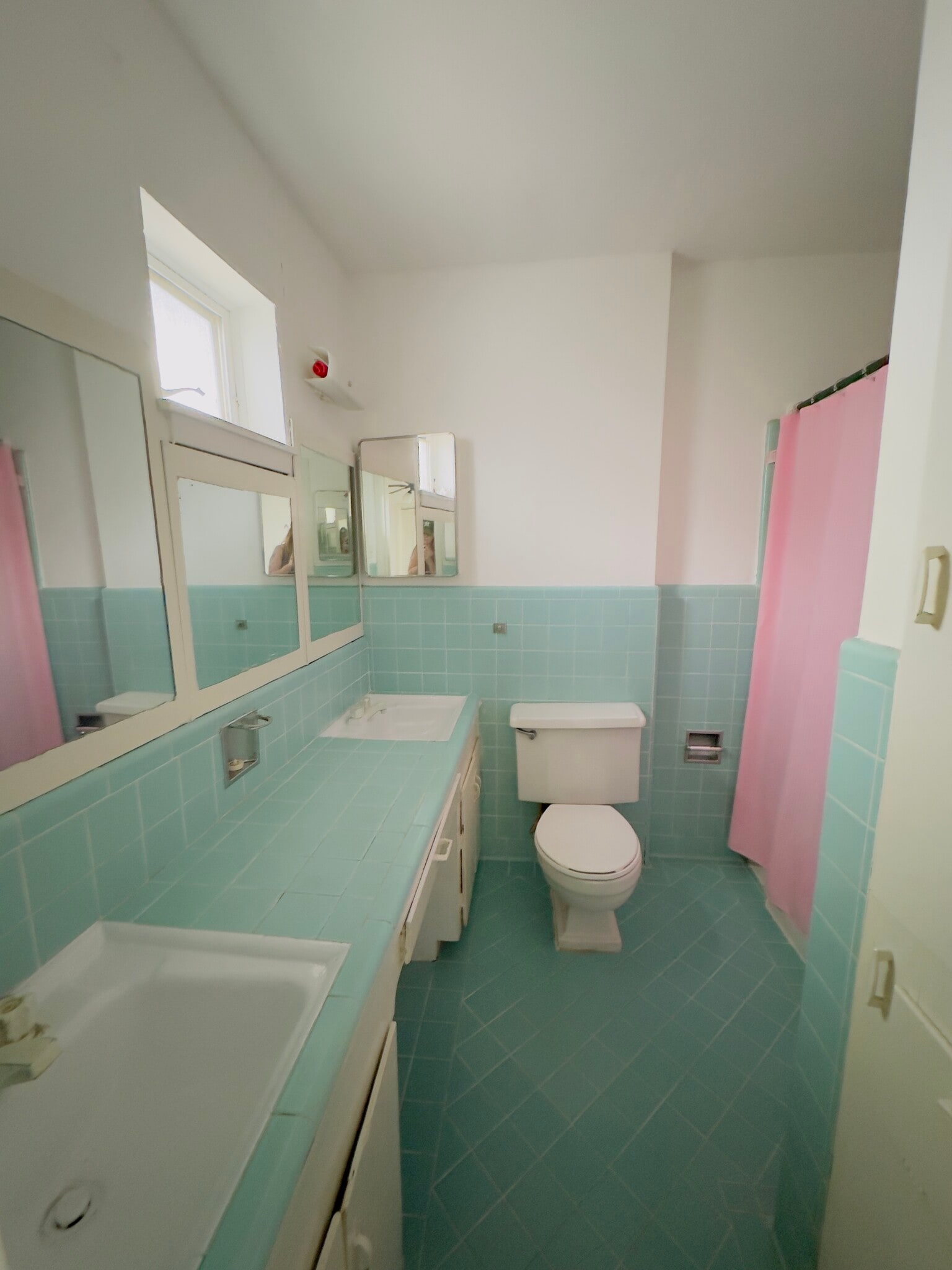 bathroom - 3834 Glen Arbor Dr
