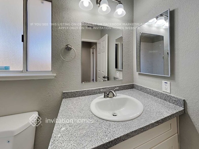 Building Photo - 4345 Country Run Way