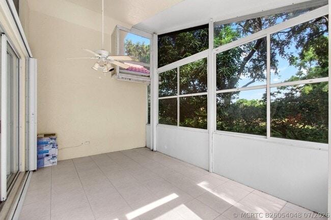 Building Photo - 5225 Brookview Dr