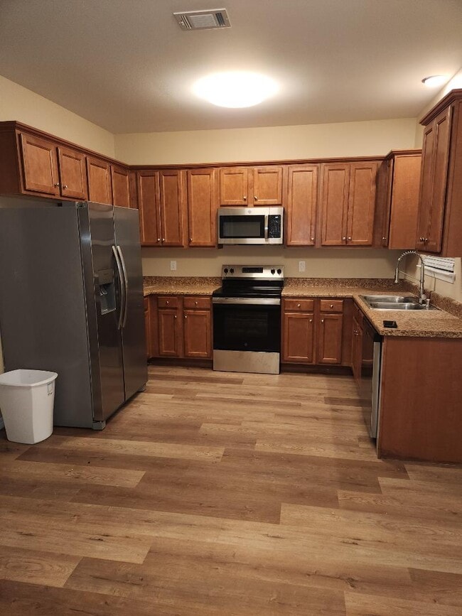 Building Photo - 4925 Catahoula Dr