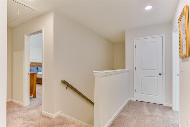Building Photo - 6051 Big Pond Trl
