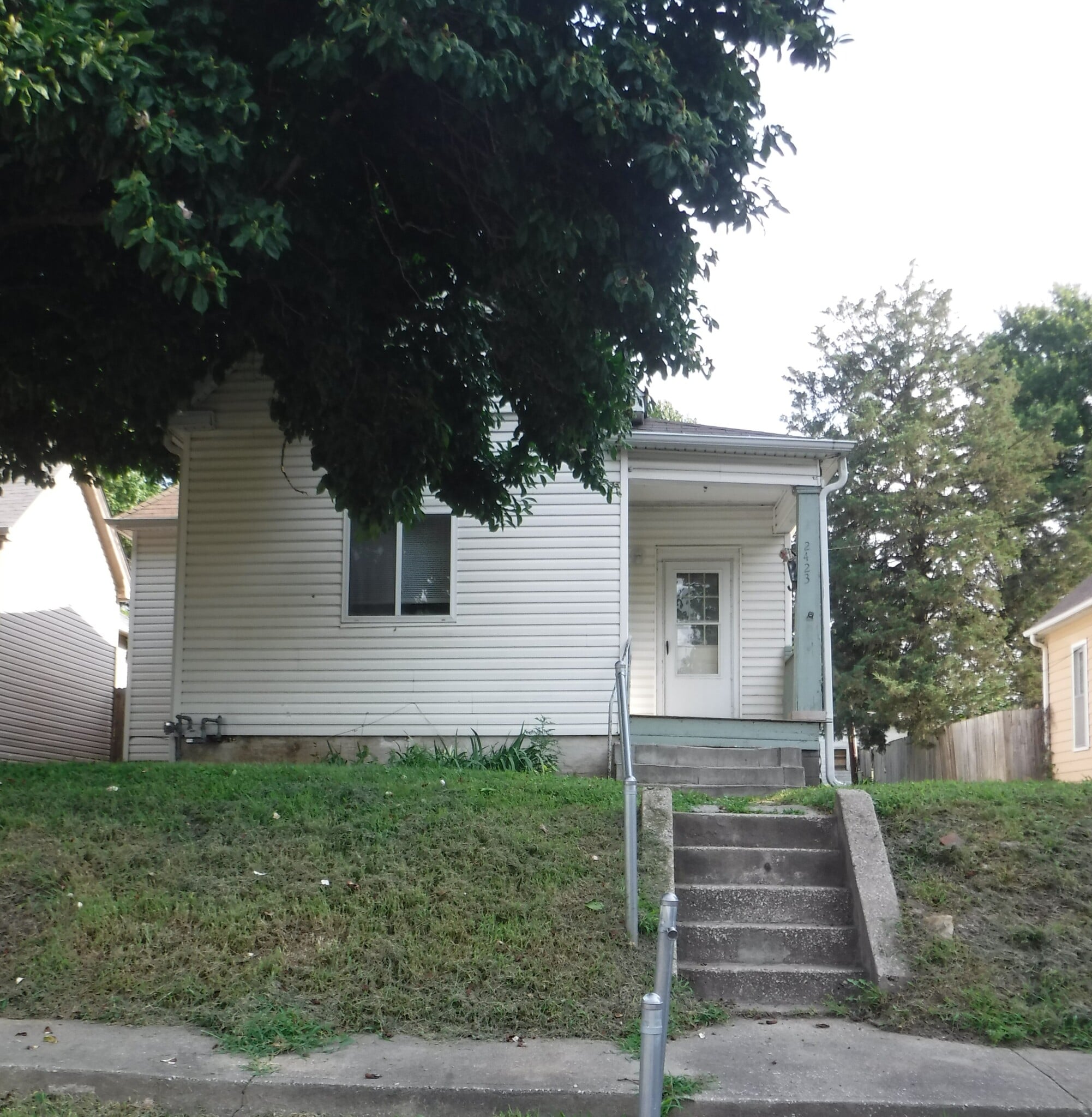 Building Photo - 2423 Jackson St