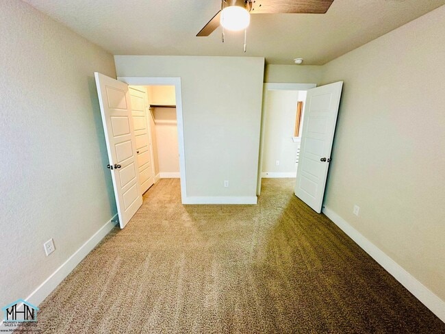 Building Photo - Welcome Home to Modern Elegance in Copper Branch!