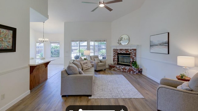 Building Photo - 2684 E Kelso Ave