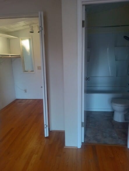 Building Photo - 682 Taylor St