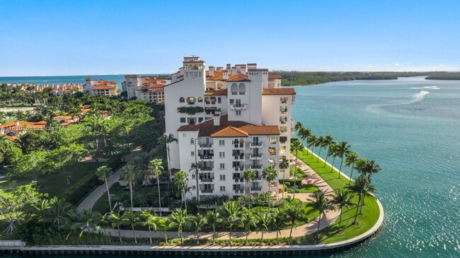 Building Photo - 5365 Fisher Island Dr