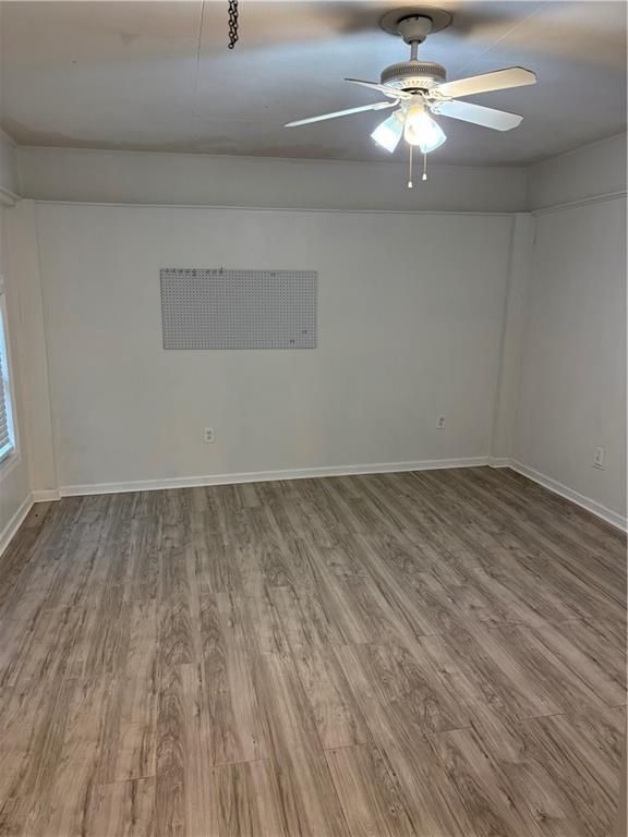 Building Photo - 111 E Belmont Dr