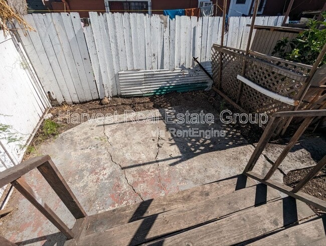 Building Photo - 2121 65th Ave