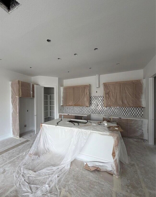 Building Photo - 2707 Berry St