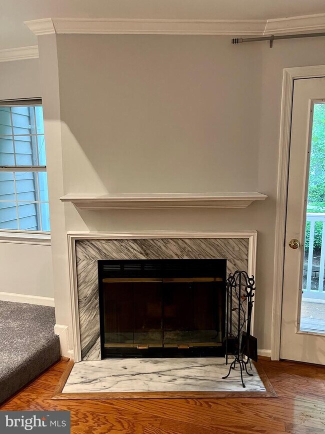 Building Photo - 5705 Chapman Mill Dr