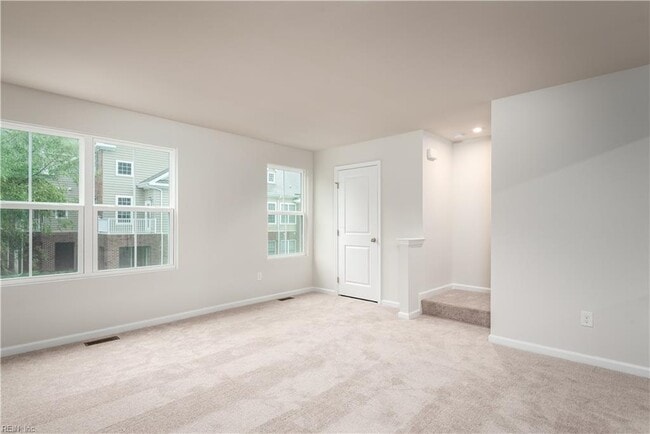 Building Photo - 701 Lakeview Cove