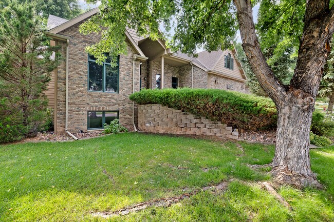 Building Photo - 23679 Dogleg Dr