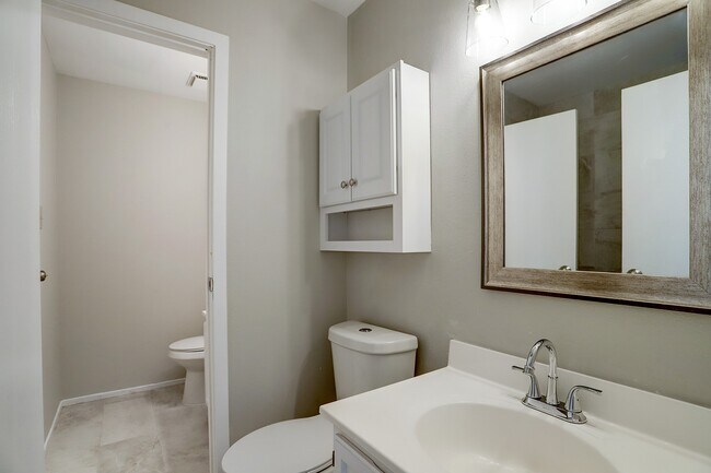 Building Photo - 74 Maple Branch St