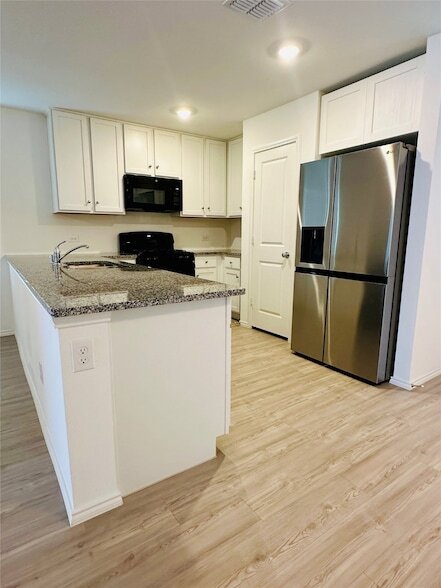 Building Photo - 1514 Trick Riding Wy