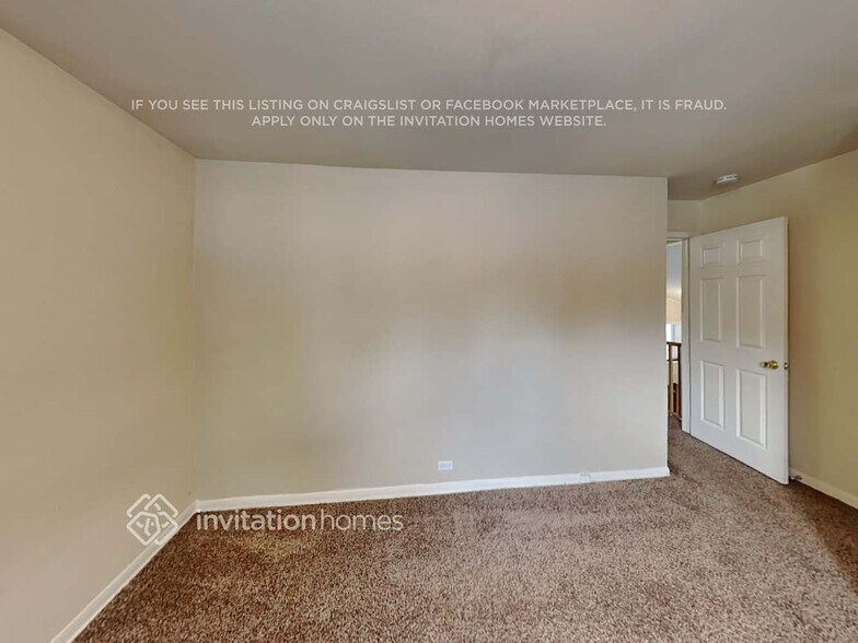 Building Photo - 513 N Addison Rd