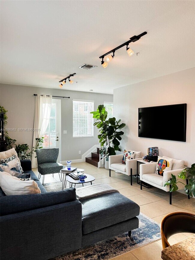 Building Photo - 1006 SW 147th Ave