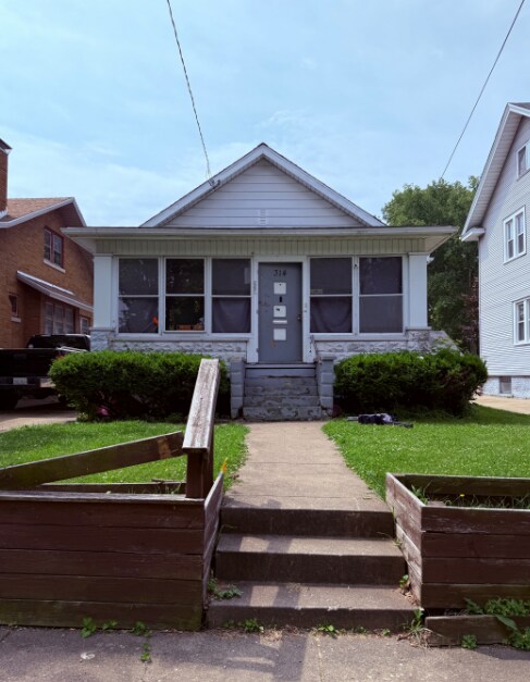 Building Photo - 314 E McClure Ave