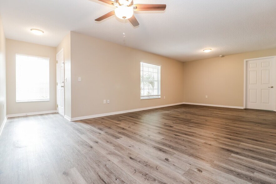 Building Photo - 2305 Unity Village Dr