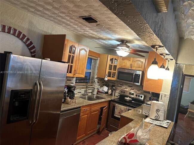 Building Photo - 3255 NW 97th St
