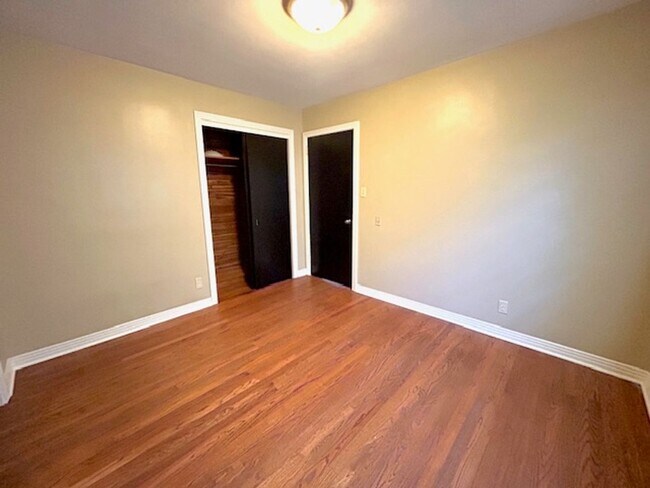 Building Photo - Coming Soon 10/8/25! Charming and spacious...