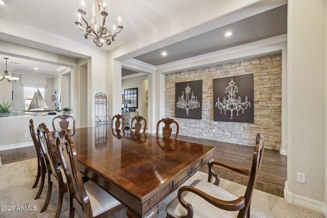 Building Photo - 5907 E Calle de Las Estrellas Rd