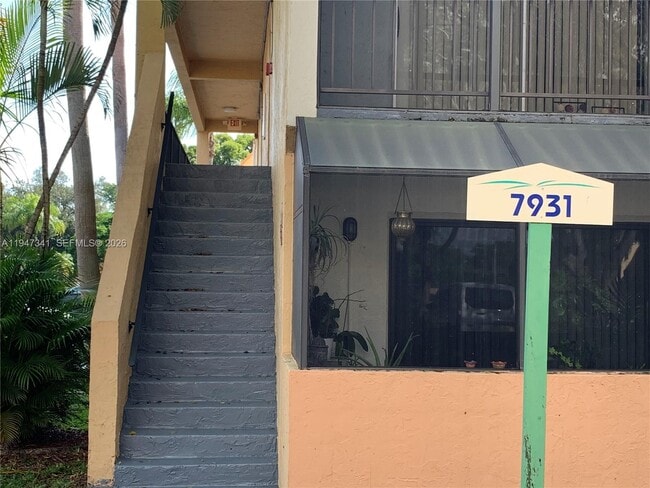 Building Photo - 7931 SW 104th St