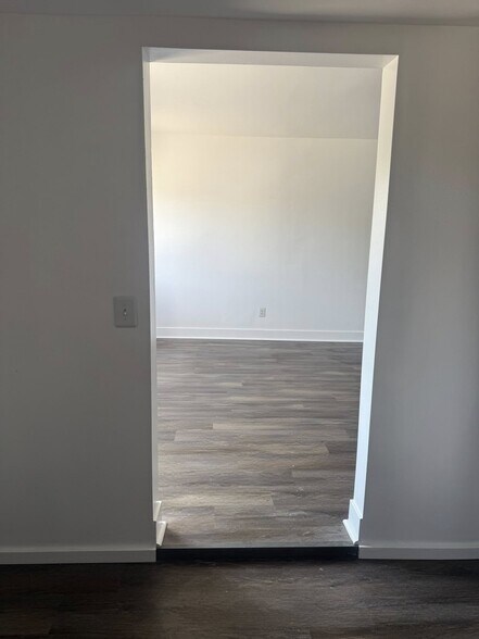 Mud room - Main Entrance - 2063 E 130th St