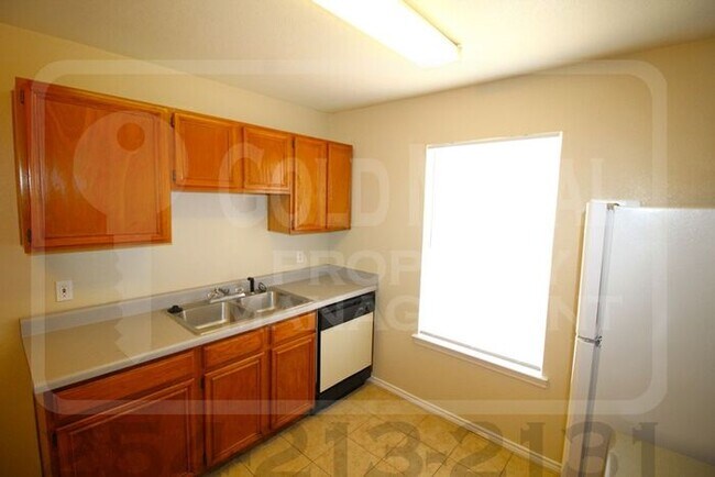 Building Photo - 1708 Windward Dr