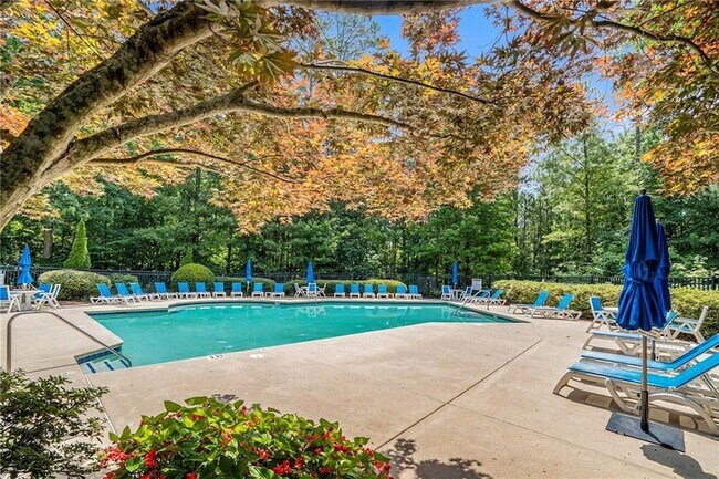 Building Photo - 12807 Doe Dr