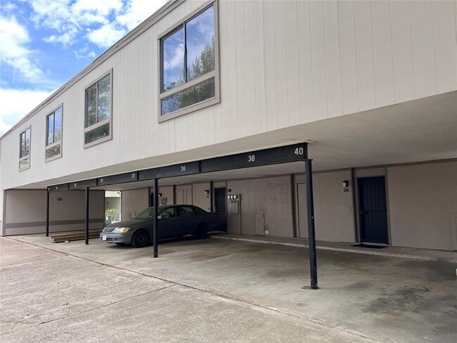 Building Photo - 17202 Imperial Valley Dr